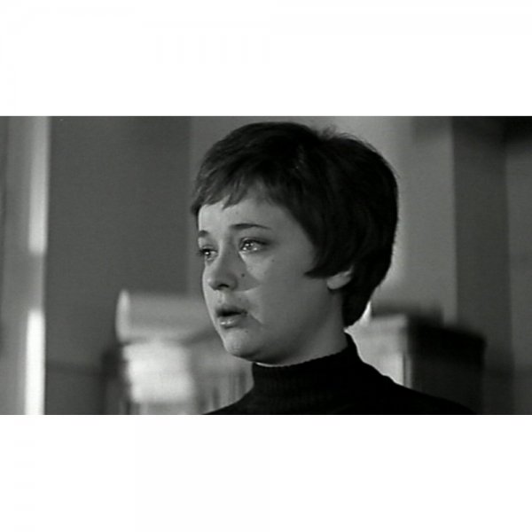 Ирина Печерникова в фильме Доживем до понедельника