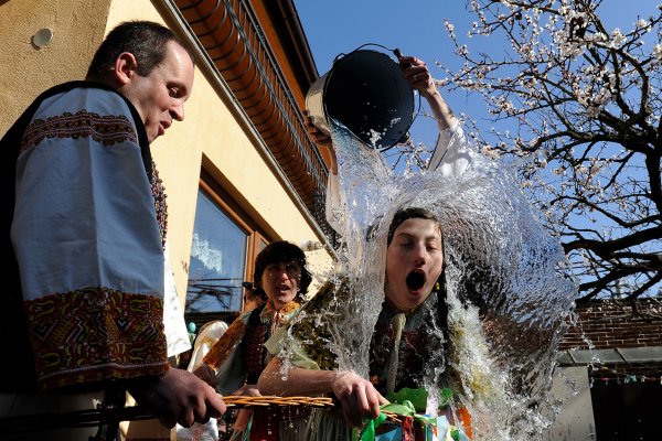 Поливальный понедельник