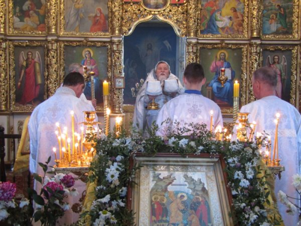 Вселенская родительская поминальная суббота