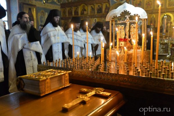 Иеромонах Силуан Оптина