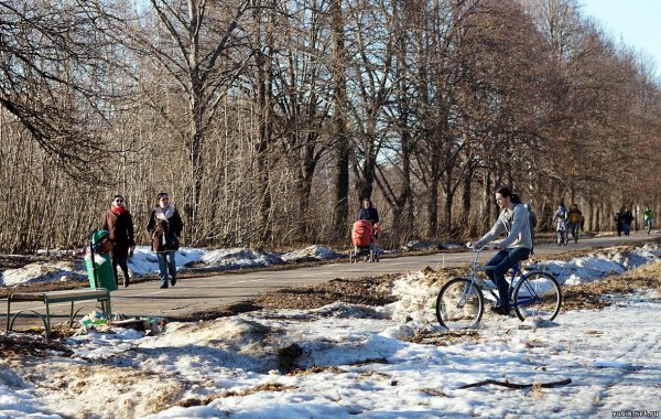 С первой субботой весны