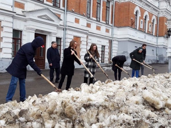 Ура санитарная пятница