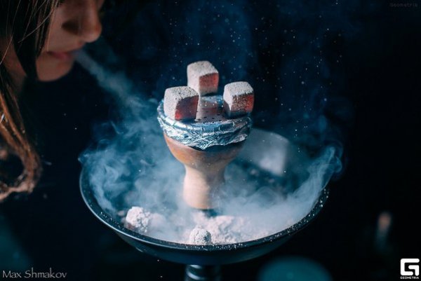 Пятница курим кальян