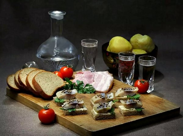 Водочка с закуской