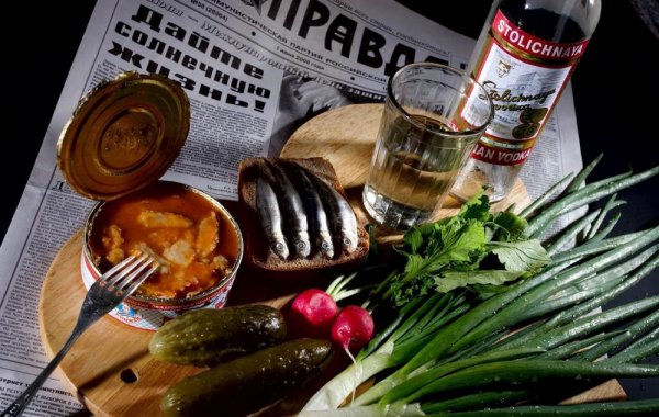 Водочка с закуской