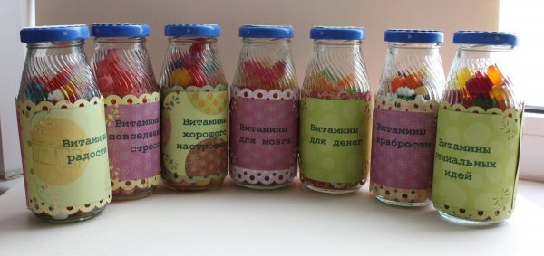 Подарочные баночки с конфетами