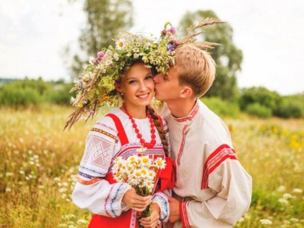 Славянская семья