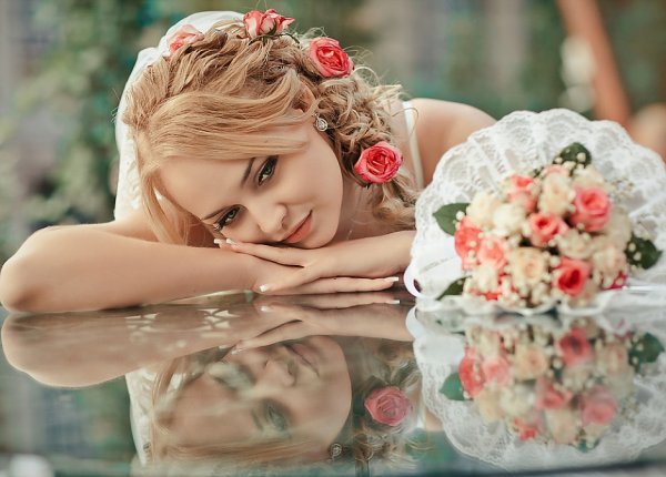 Самый красивый наряд женщины это счастье