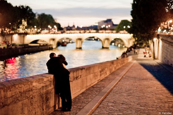 Человек увидел