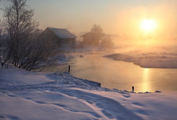 Морозное солнечное утро