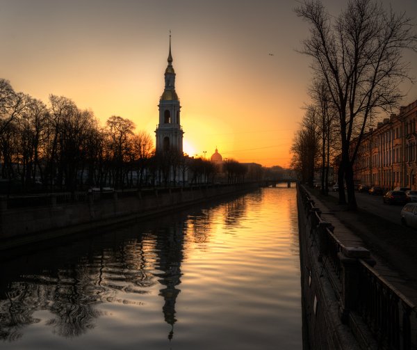 Петербург утром