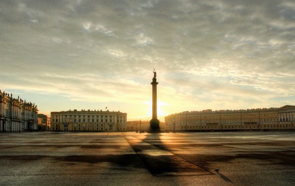 Солнечный Санкт-Петербург площадь