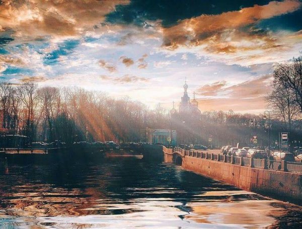 Красивое утро в Петербурге
