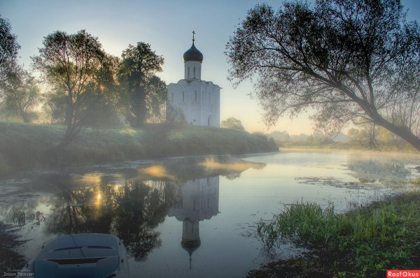 Православный храм храм Покрова на Нерли