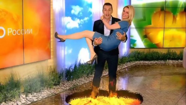 Елена Николаева 2021 ножки