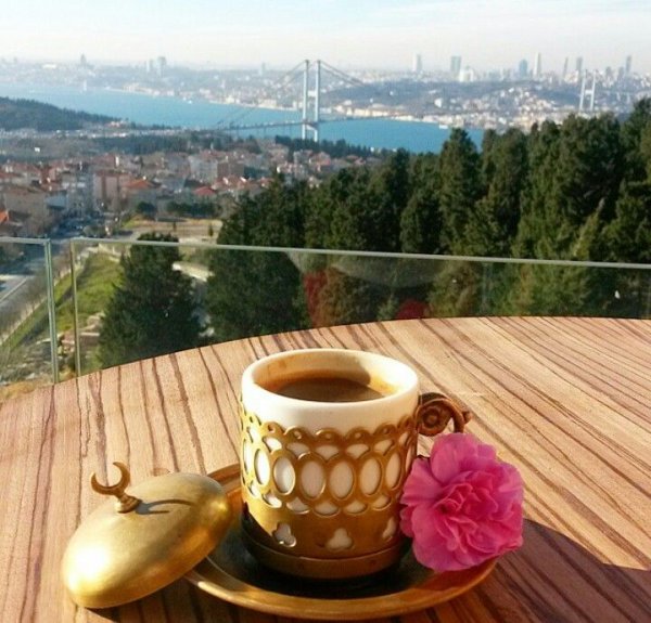 Чашка кофе в Стамбуле