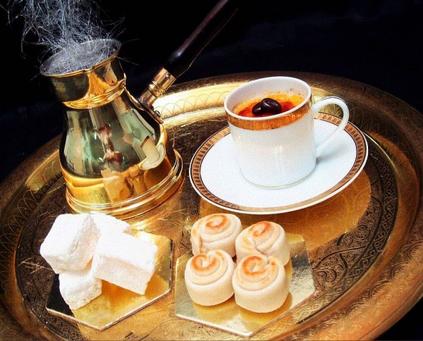 Турецкий чай и сладости