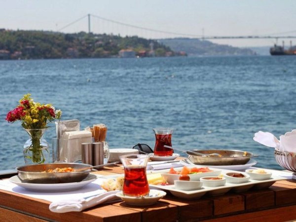 Стамбул Босфор завтрак