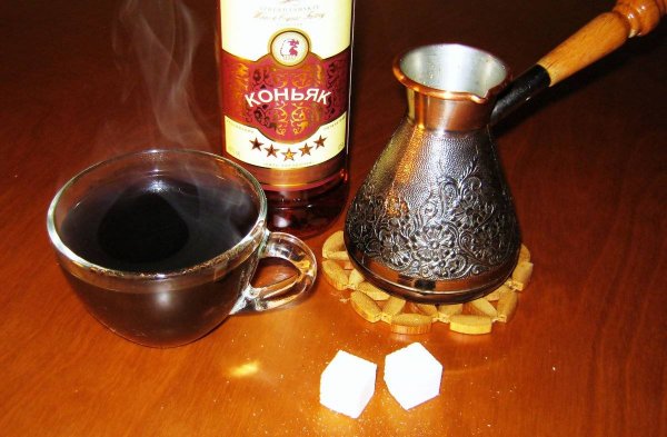 Чашечка кофе с коньяком