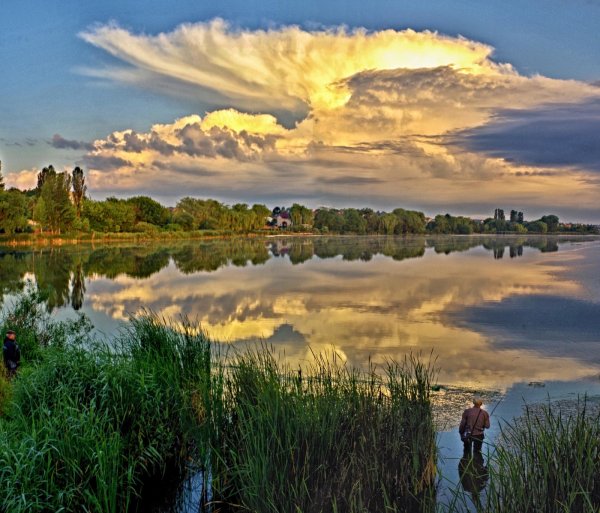 Утреннее озеро