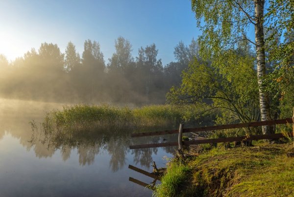 Утреннее озеро