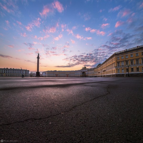 Утро в Петербурге