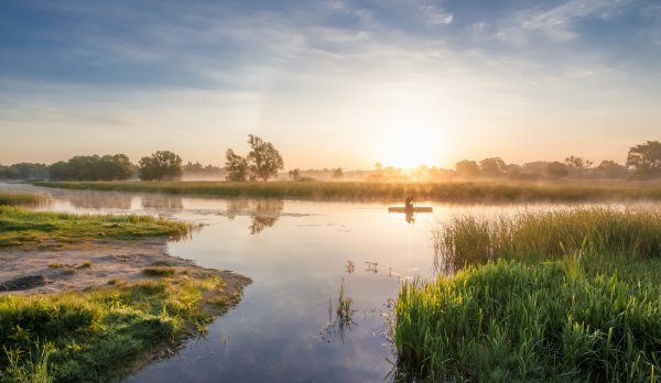 Утренняя река