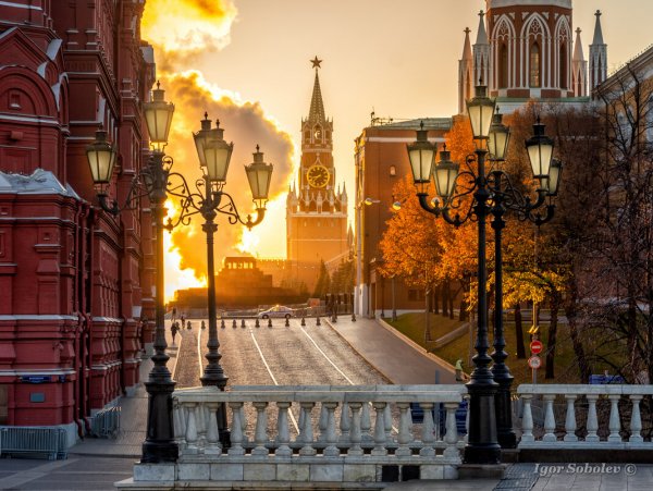 Кремль утром