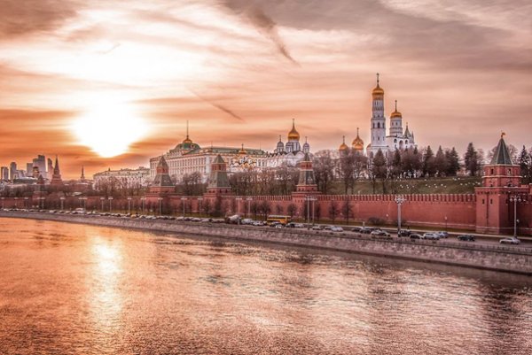 Московский Кремль на рассвете