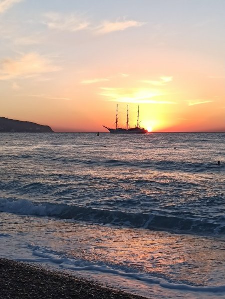 Черное море Ялта