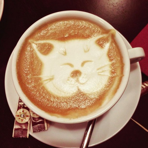 Рисунок солнышко в кофе