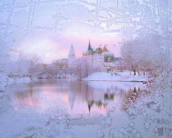 Красивый зимний Московский пейзаж