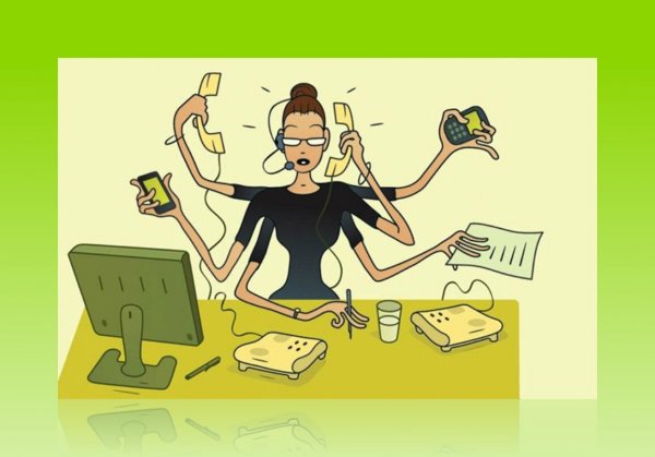 Многорукий человек на работе