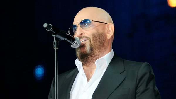 Михаил Шуфутинский маска