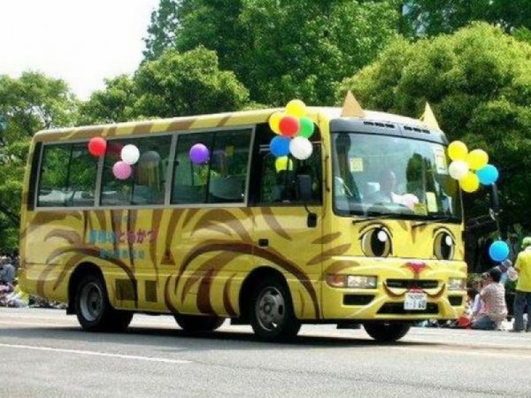 Веселые школьные автобусы