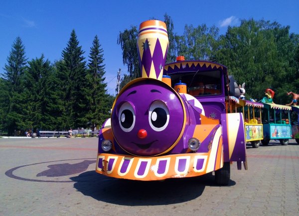 Веселый паровозик из Ромашково