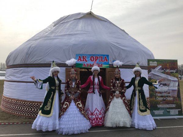 С Наурызом открытки смешные