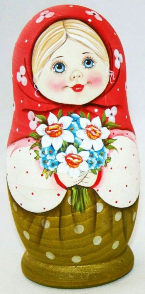 Красивое лицо матрешки