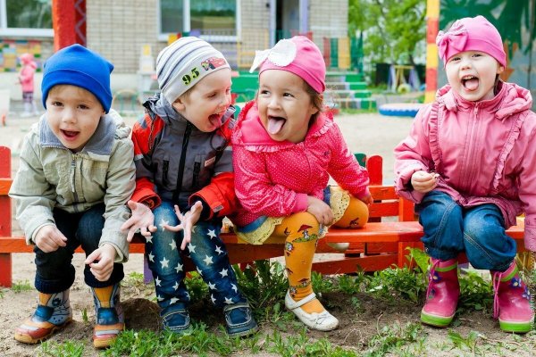 Дети в детском саду