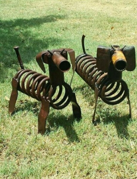 Садовые фигуры из металлолома