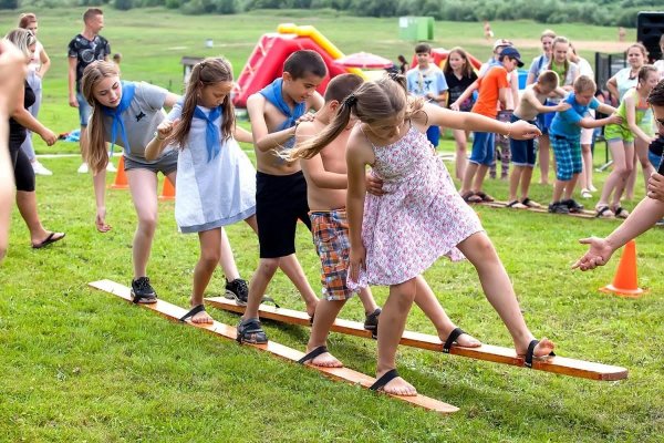 Веселые старты в детском лагере