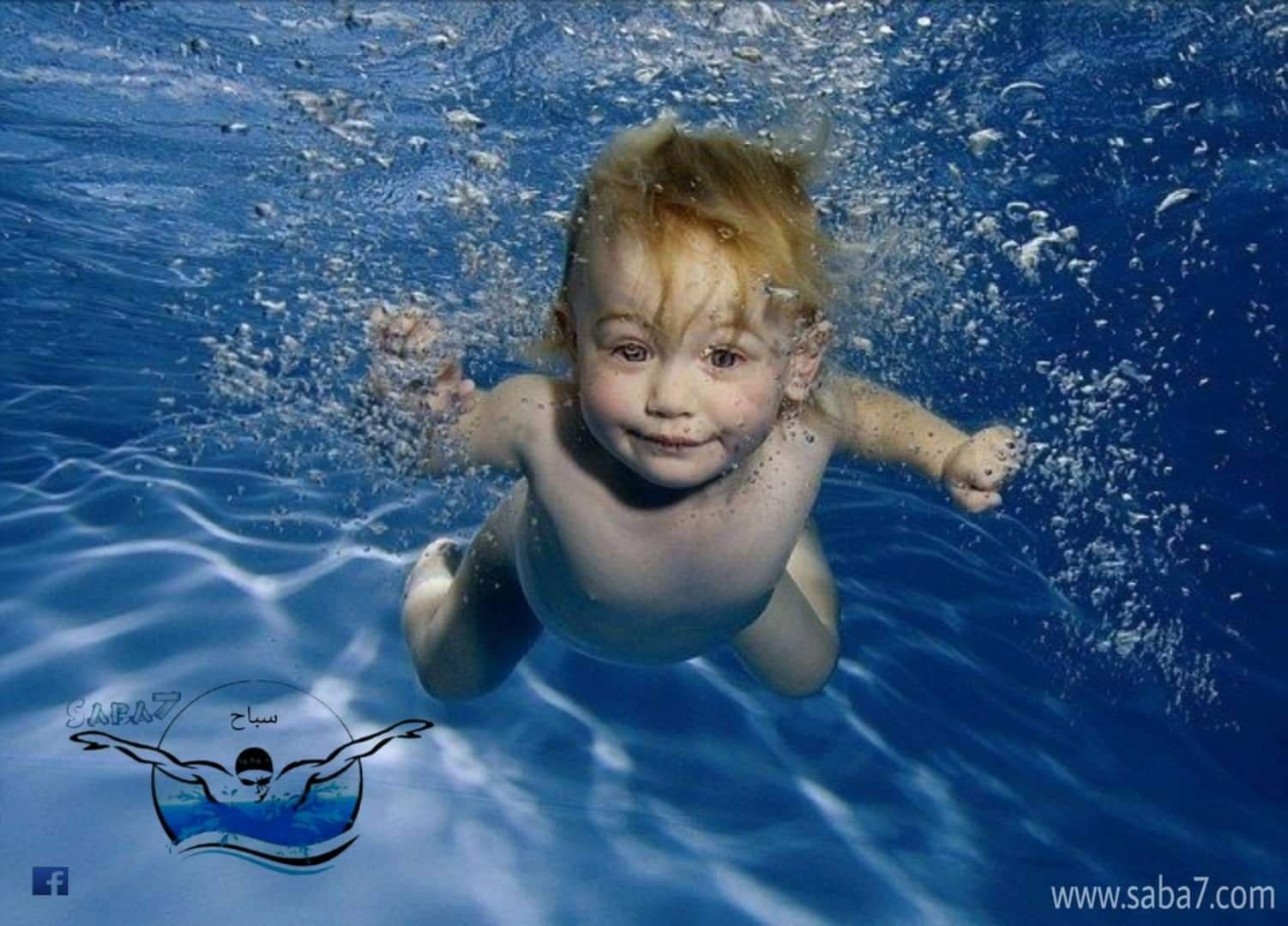 Дети плавают в воде. Дети воды. Дети плавают. Дети в бассейне. Ребенок под водой.