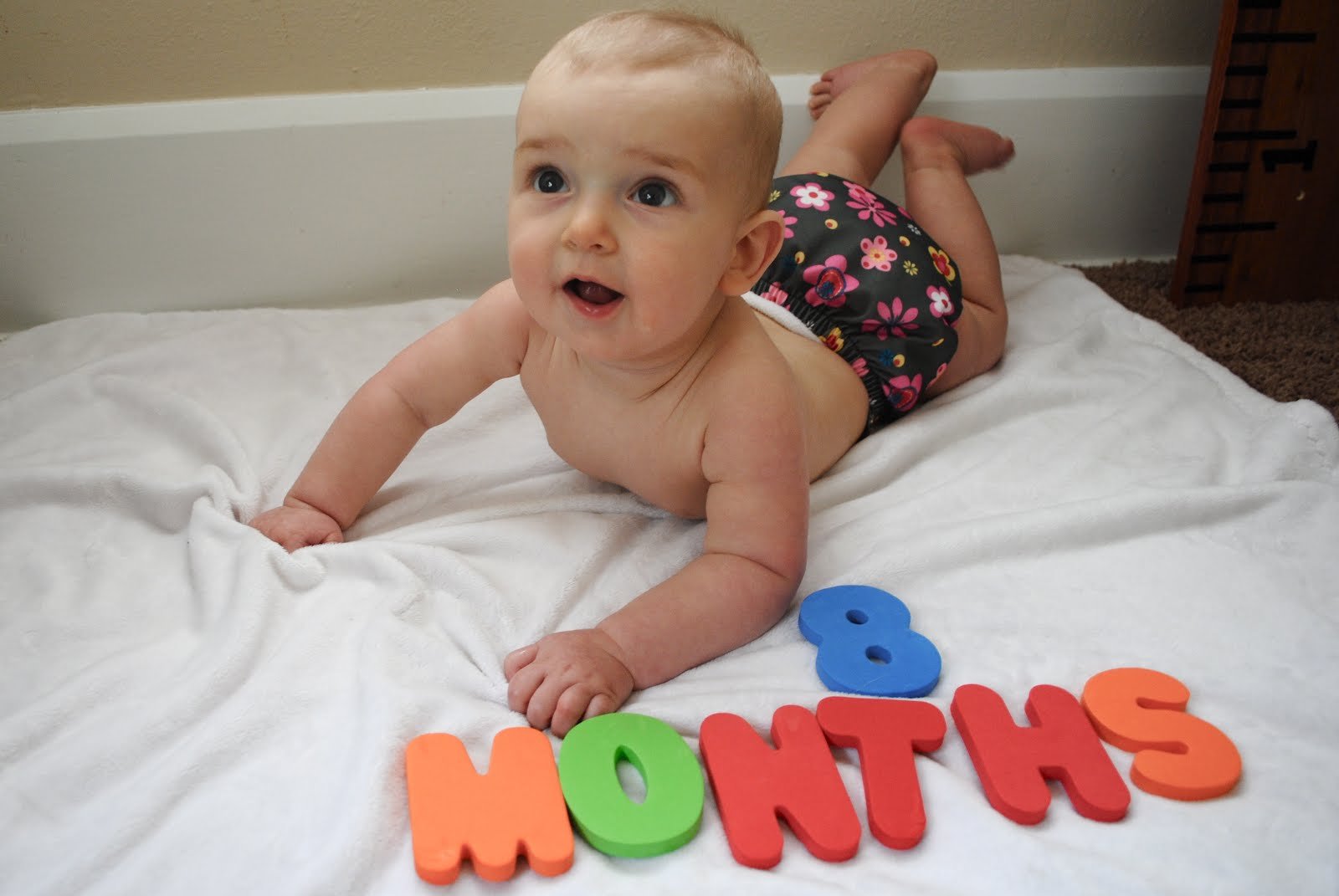 Ребенок 8 месяц жизни