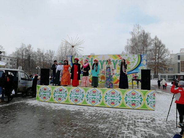 Масленица в Челюскинском
