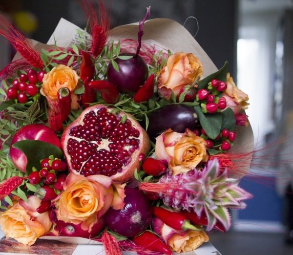 Гранат Pomegranate