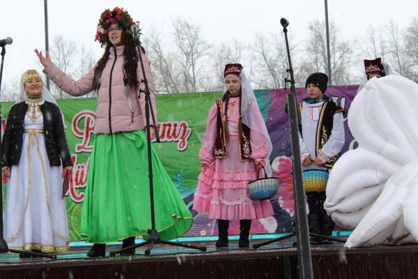 Представление весны на празднике