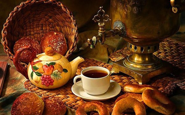 Самовар с пирогами