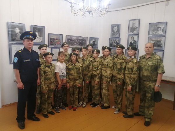 Детские рисунки ко Дню Росгвардии