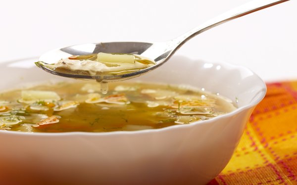 Томатный суп с макаронами
