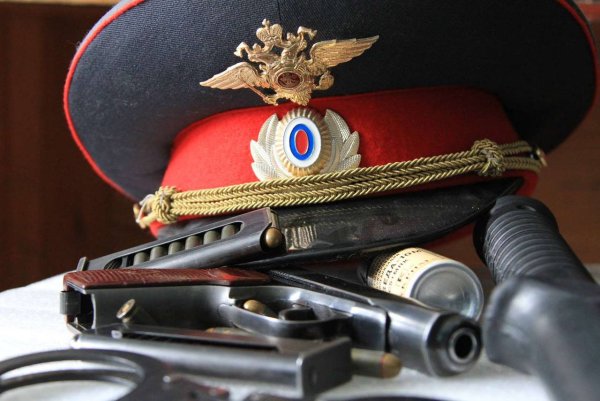 Полицейский взяточник